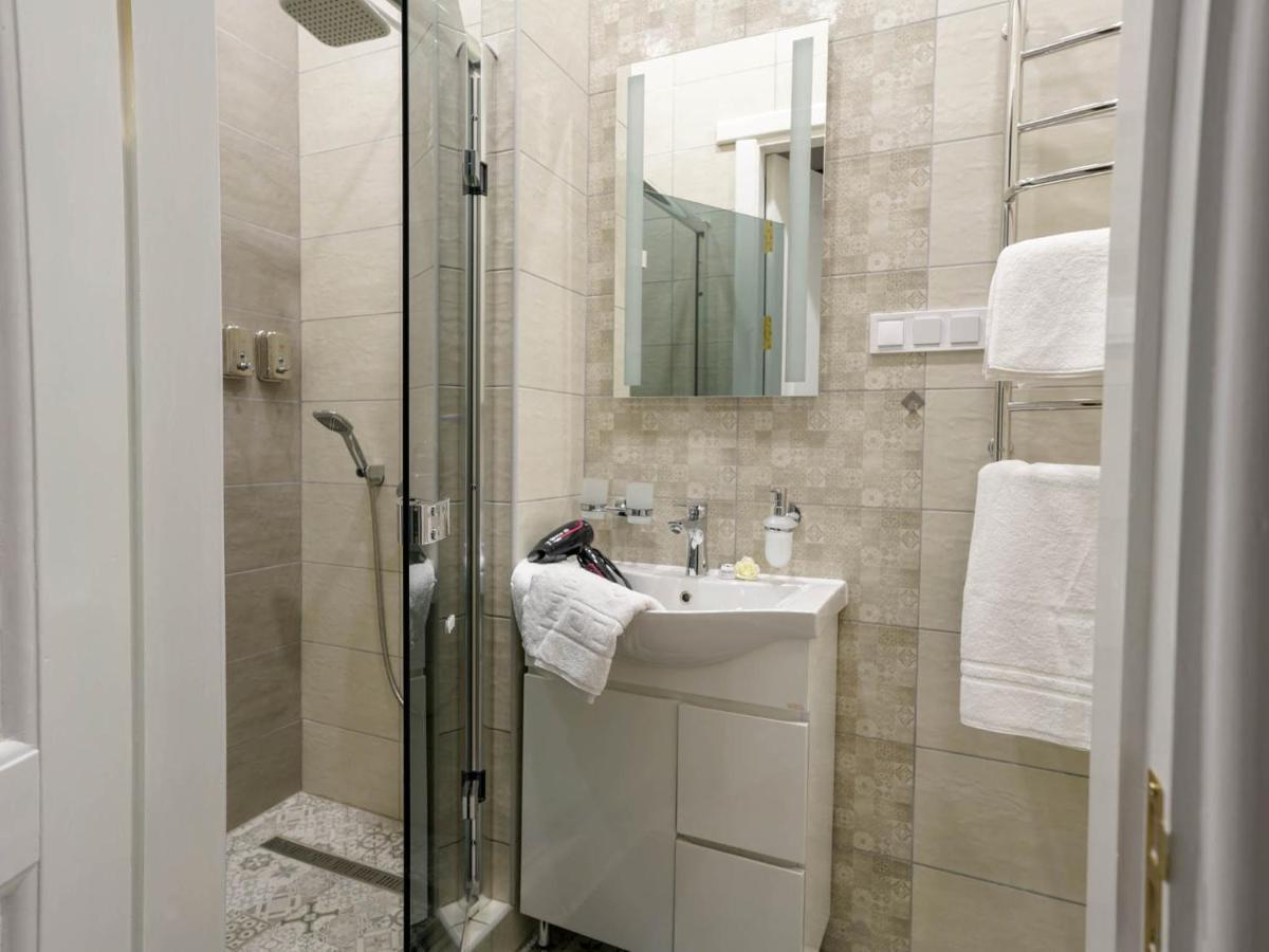 Lviv Suites At Shopena St. 4 Ngoại thất bức ảnh