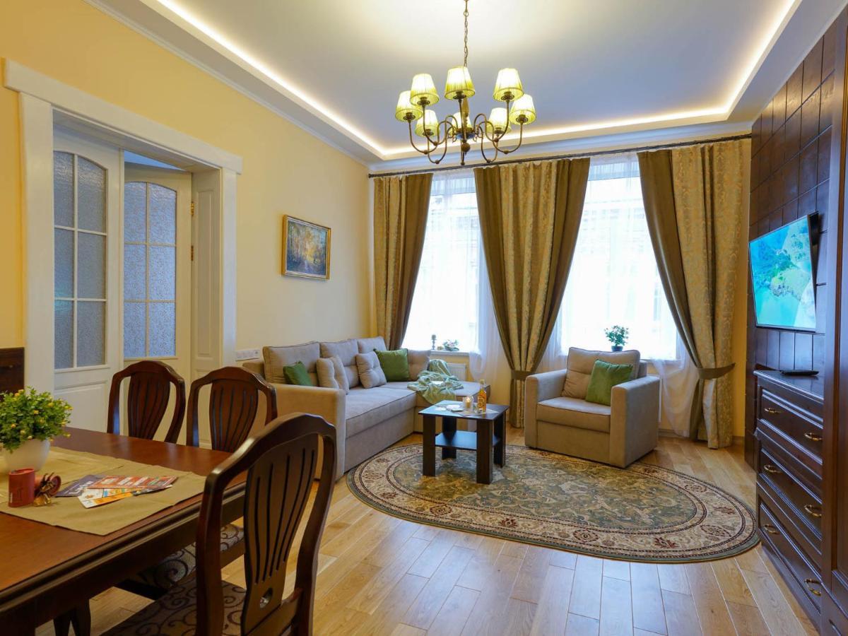 Lviv Suites At Shopena St. 4 Ngoại thất bức ảnh