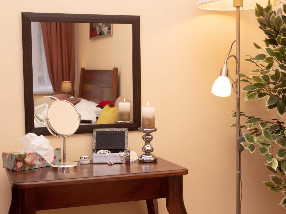 Lviv Suites At Shopena St. 4 Ngoại thất bức ảnh