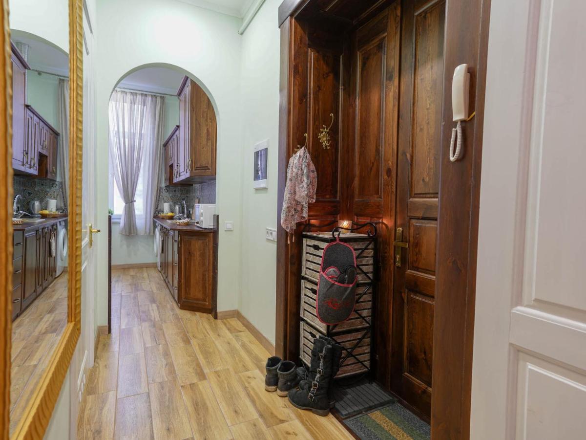 Lviv Suites At Shopena St. 4 Ngoại thất bức ảnh